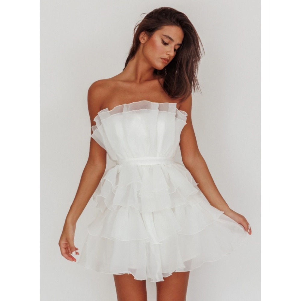 Selfie‎ Leslie Bon Bon Tiered Organza Mini Dress Ruffled Strapless White Medium